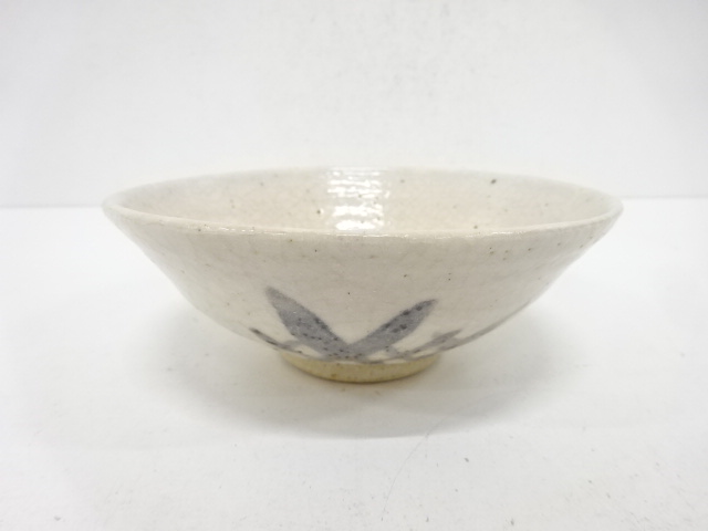 JAPANESE TEA CEREMONY / SHINO FLAT TEA CHAWAN / ARTISAN WORK